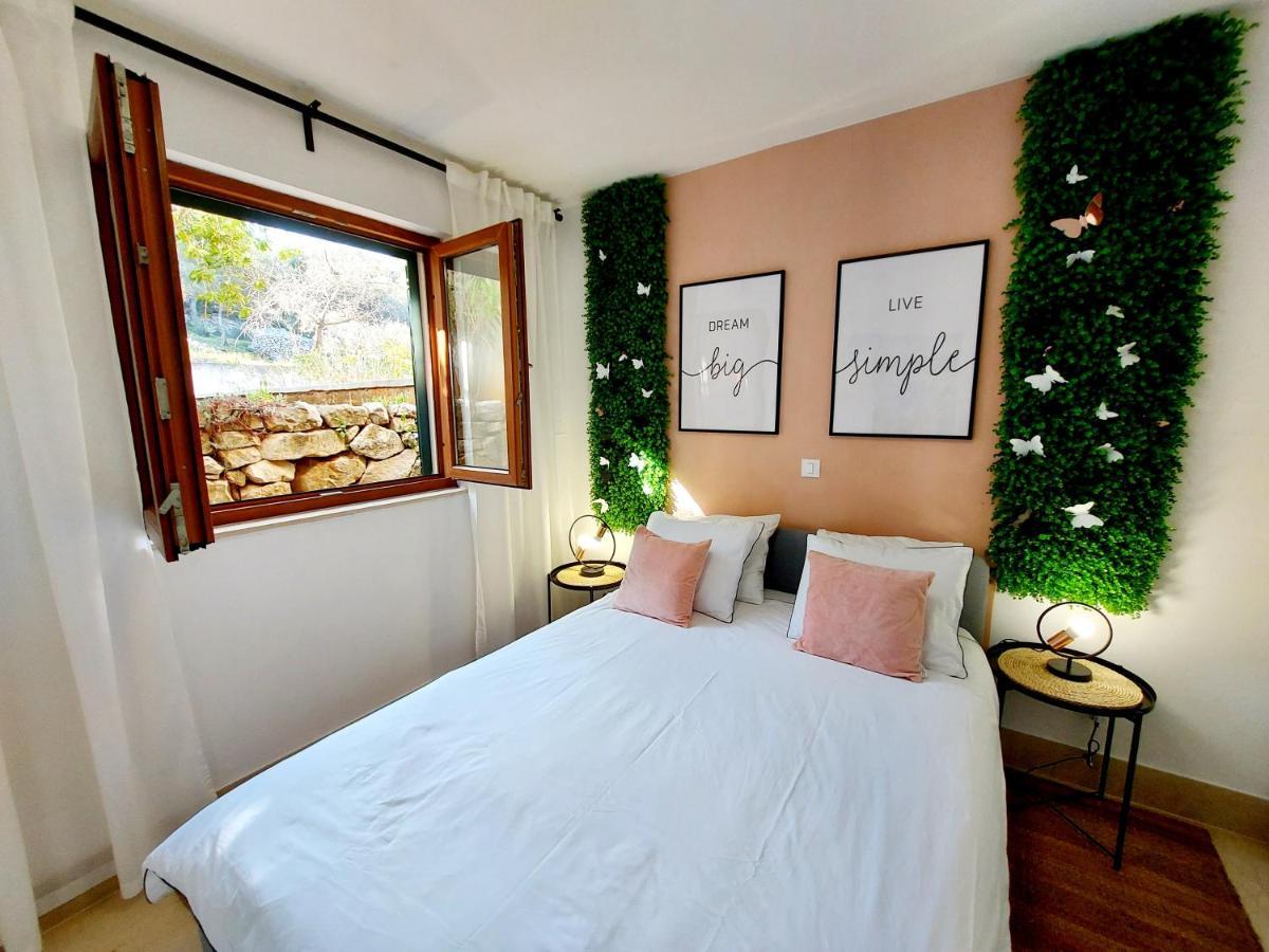 Apartment Livia Слатине Екстер'єр фото